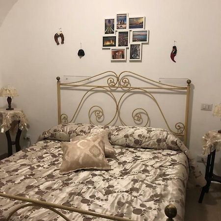 Casetta Roby Apartment Napoli Bagian luar foto